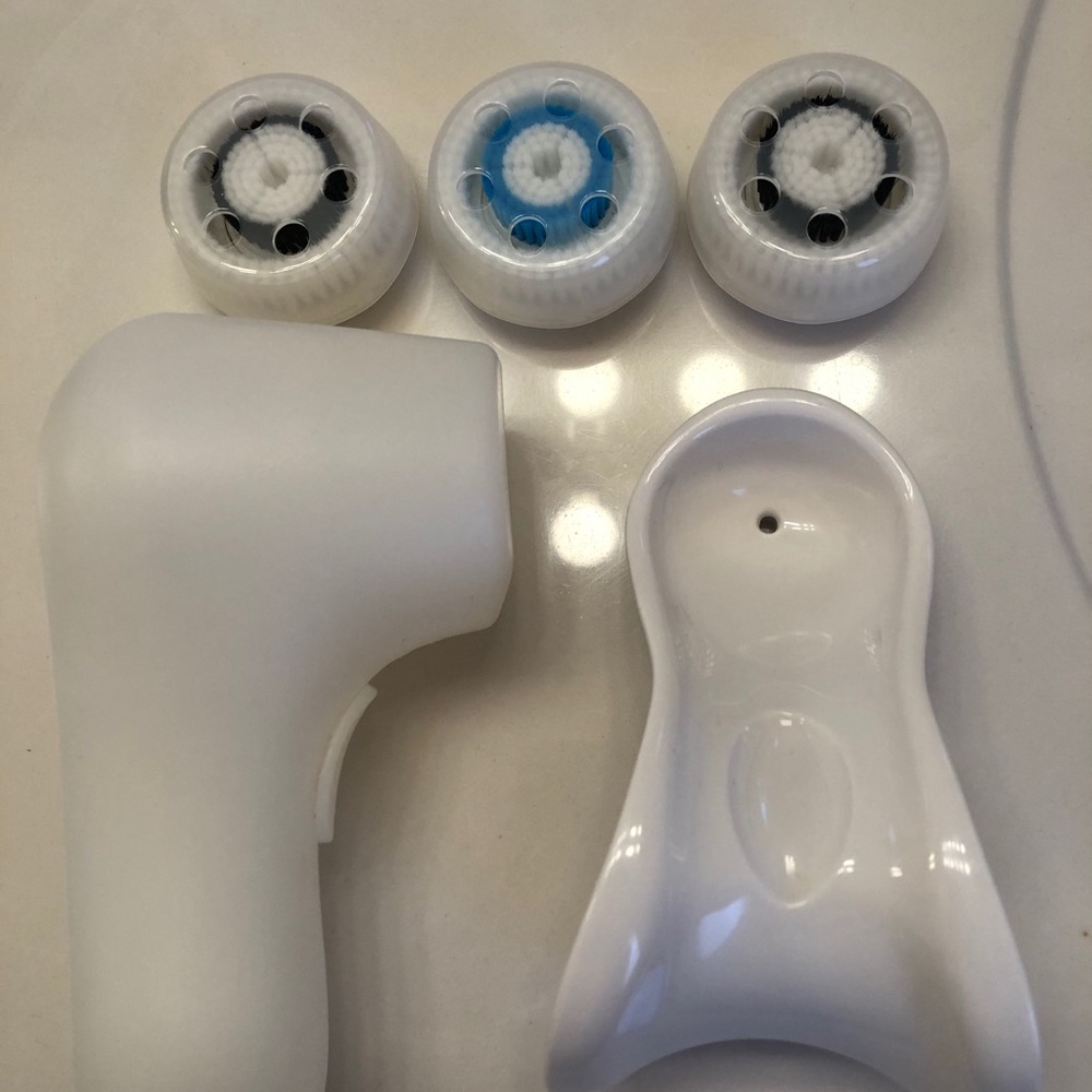 Clarisonic Mia 2 + Accessories
